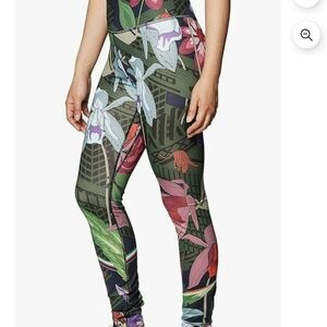 Nike One Icon Clash Women's Floral Leggings